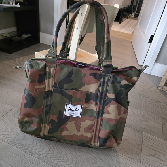 Herschel Supply Company Camouflage - Picture 7 of 7